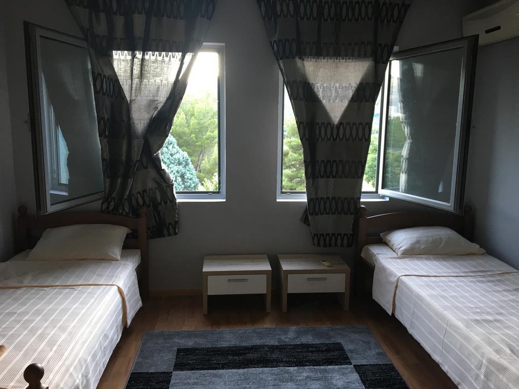 Mell Apartments Мостар Экстерьер фото