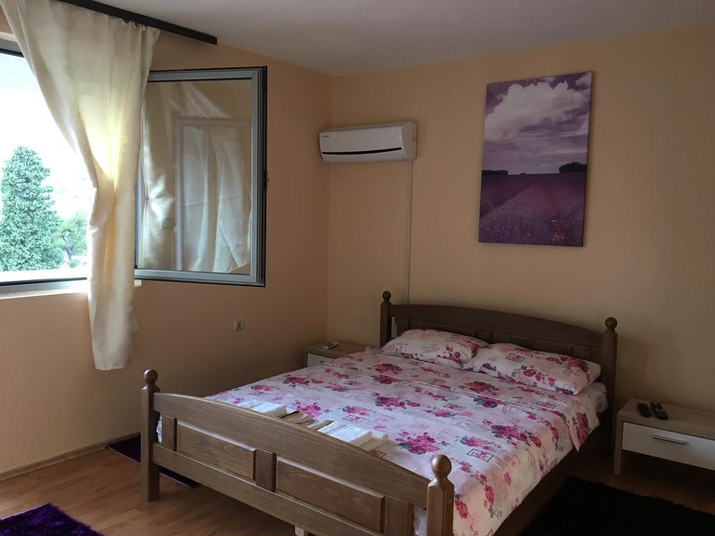 Mell Apartments Мостар Экстерьер фото
