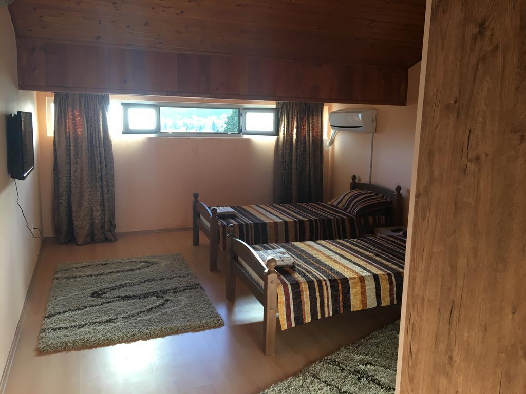 Mell Apartments Мостар Экстерьер фото