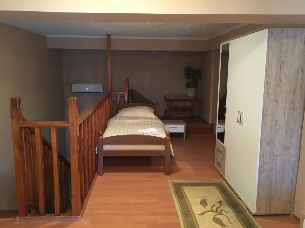 Mell Apartments Мостар Экстерьер фото